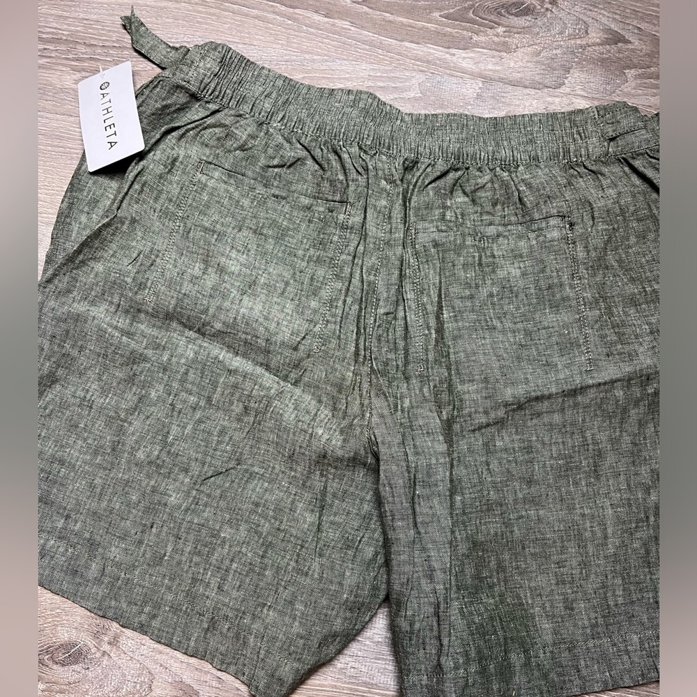 NWT‎ Athleta voyager Linen Shorts- 100% linen- 20